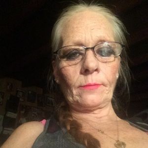 Meet your Posher, Pamela